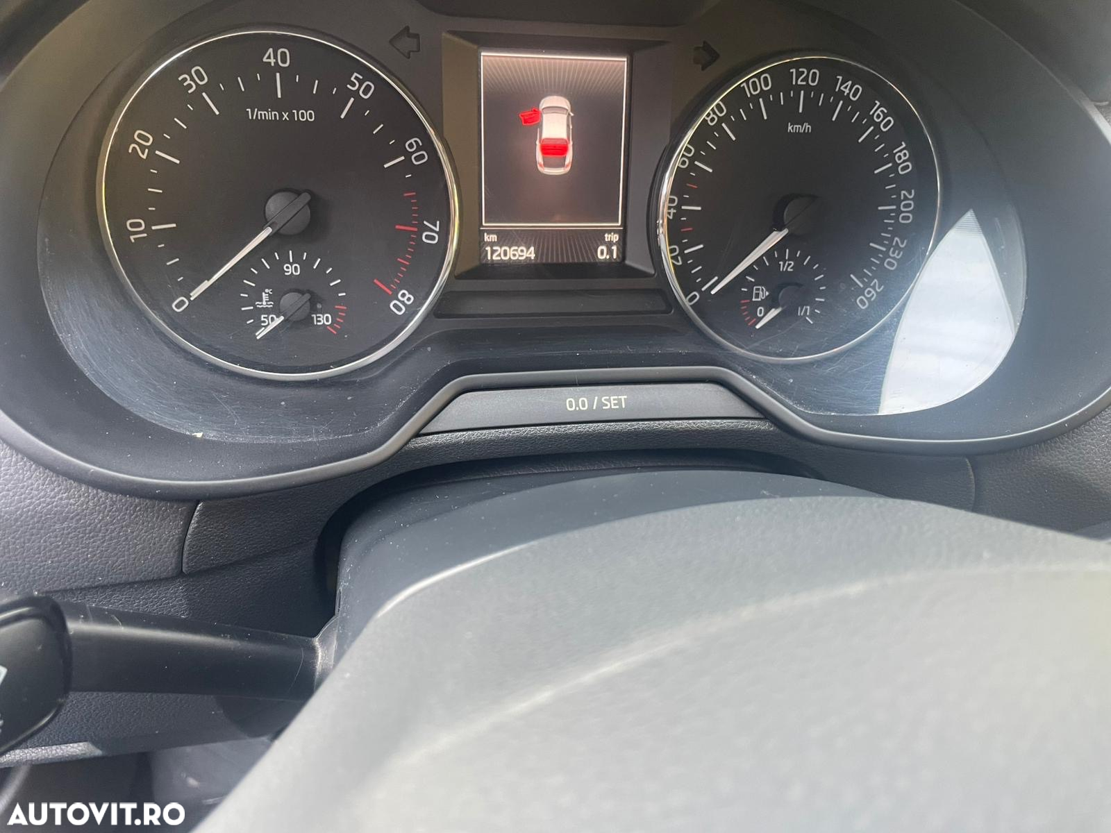 Skoda Octavia 1.2 TSI AMBITION - 11