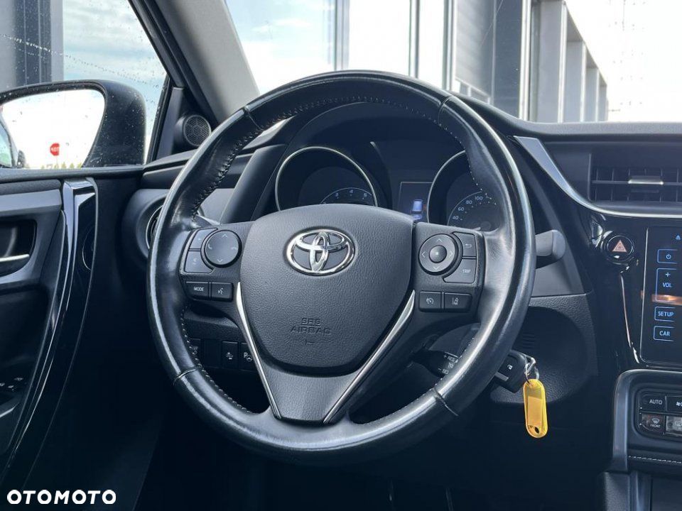 Toyota Auris - 28