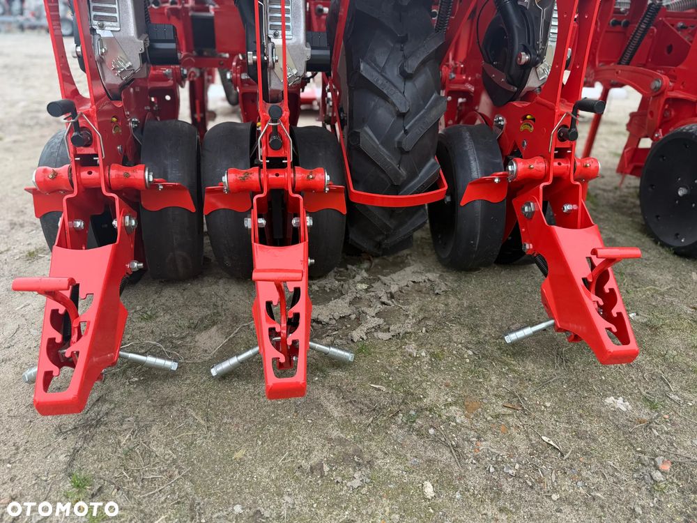 Maschio Gaspardo Siewnik punktowy MTER 300 6R ISOTRONIC (elektryczny) - 7