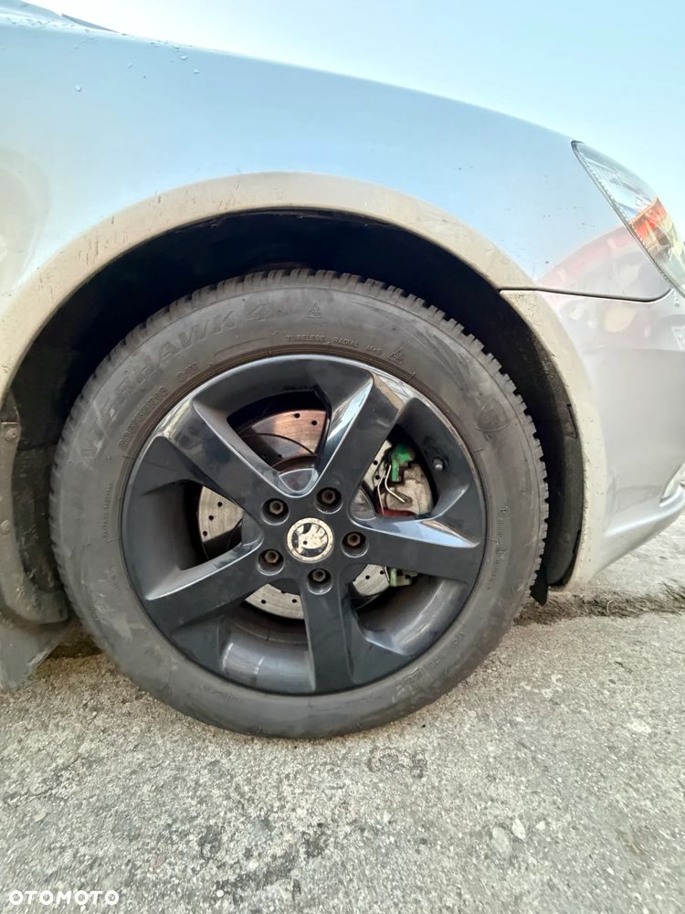 Skoda Octavia 1.8 TSI Family Plus - 8