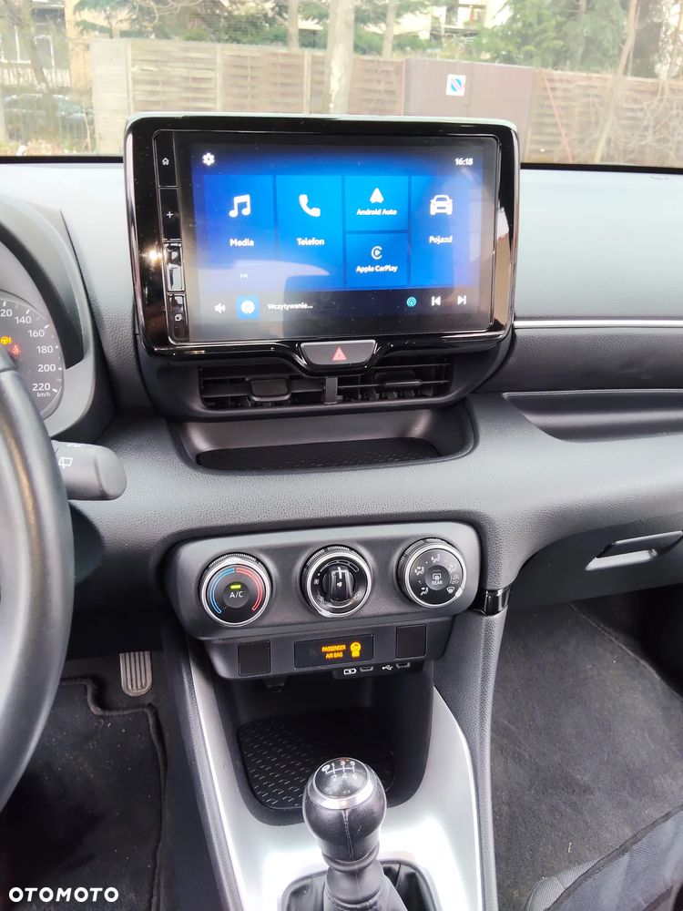 Toyota Yaris 1.5 Comfort - 16