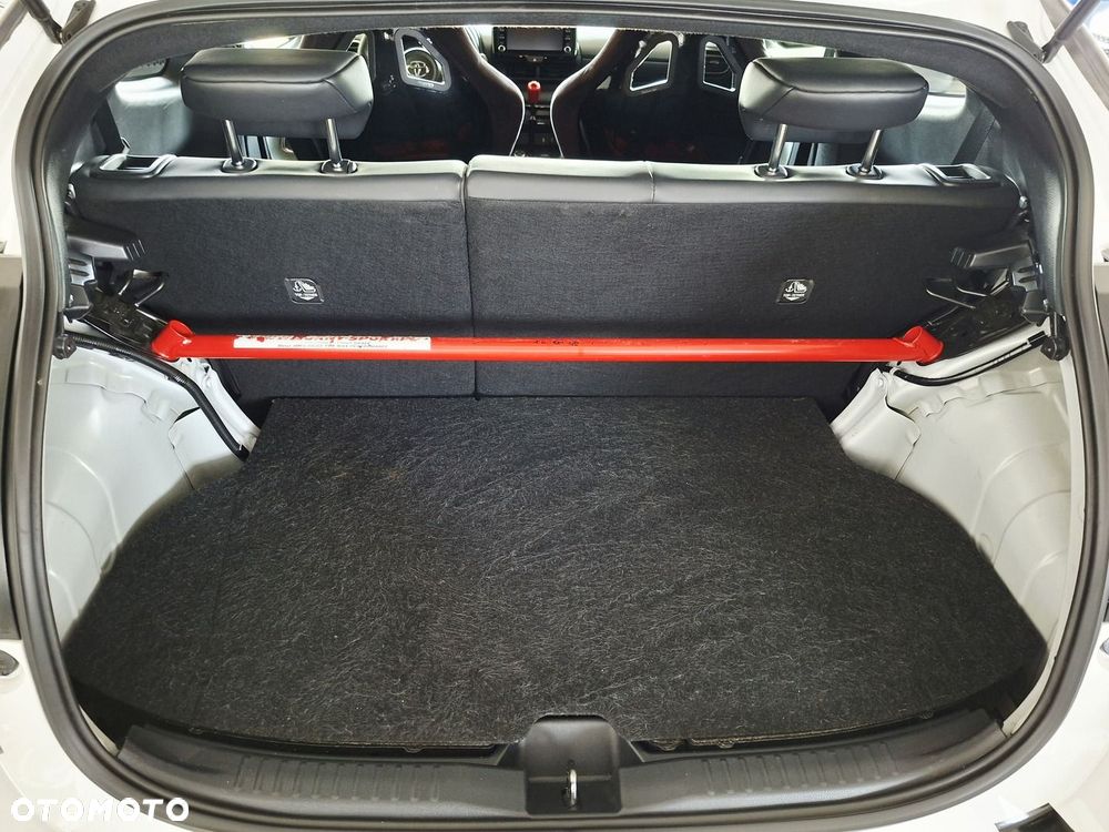 Toyota GR Yaris - 29