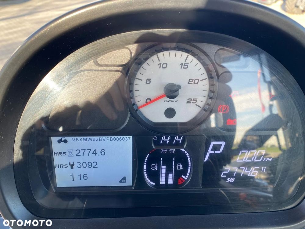 Massey Ferguson 6S.145 Dyna-6 Efficient - 12