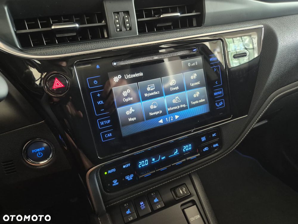 Toyota Auris - 19