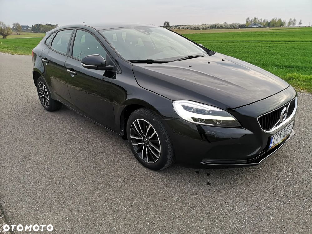Volvo V40 D2 Momentum - 19