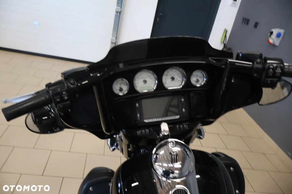 Harley-Davidson Touring Street Glide - 7