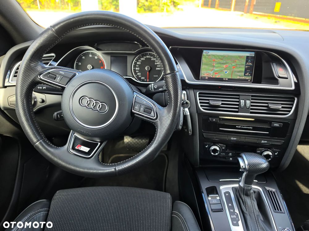 Audi A4 Avant - 32
