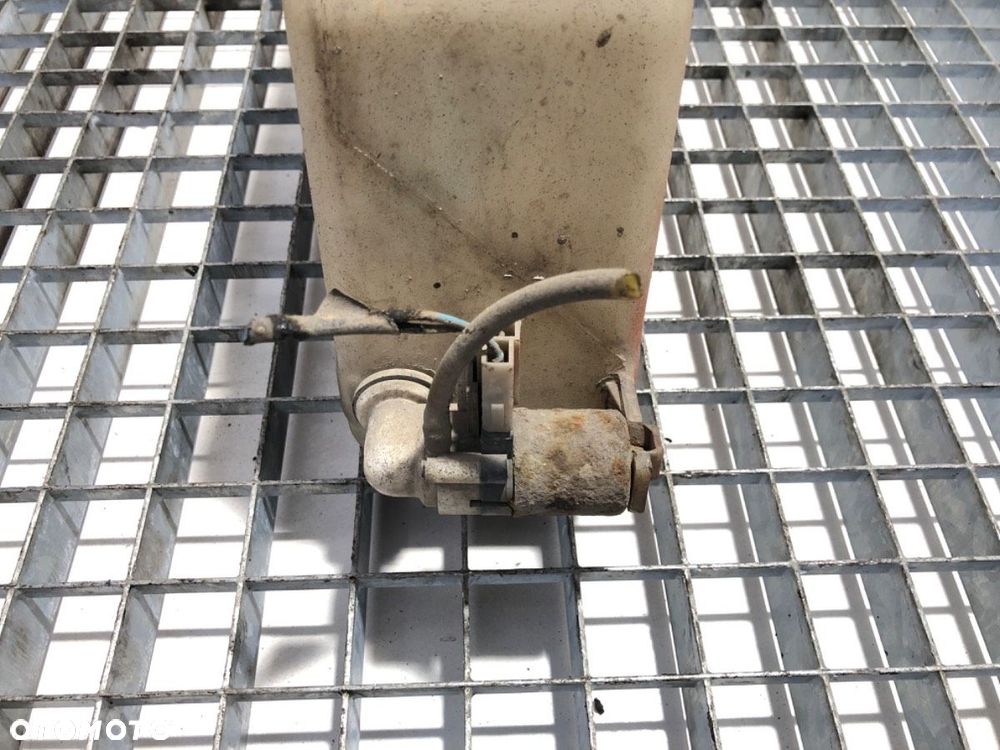 ZBIORNIK SPRYSKIWACZY  STAR 1142 6842 cm3 110 kW [150 KM] - 5