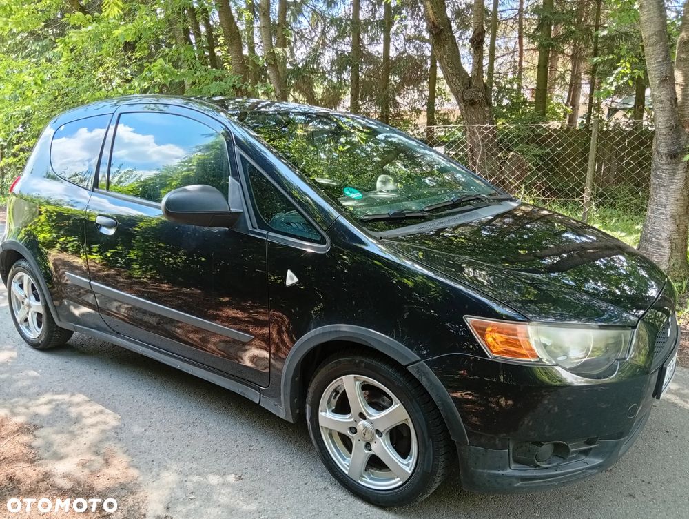Mitsubishi Colt - 2