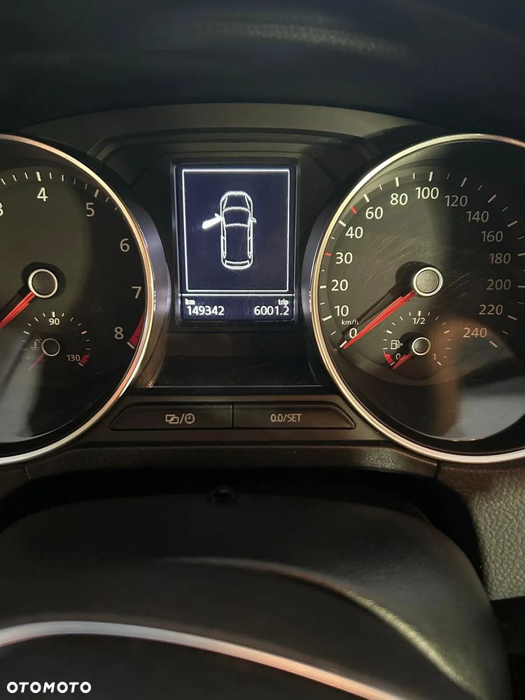 Volkswagen Polo V Hatchback 14-17 - 7