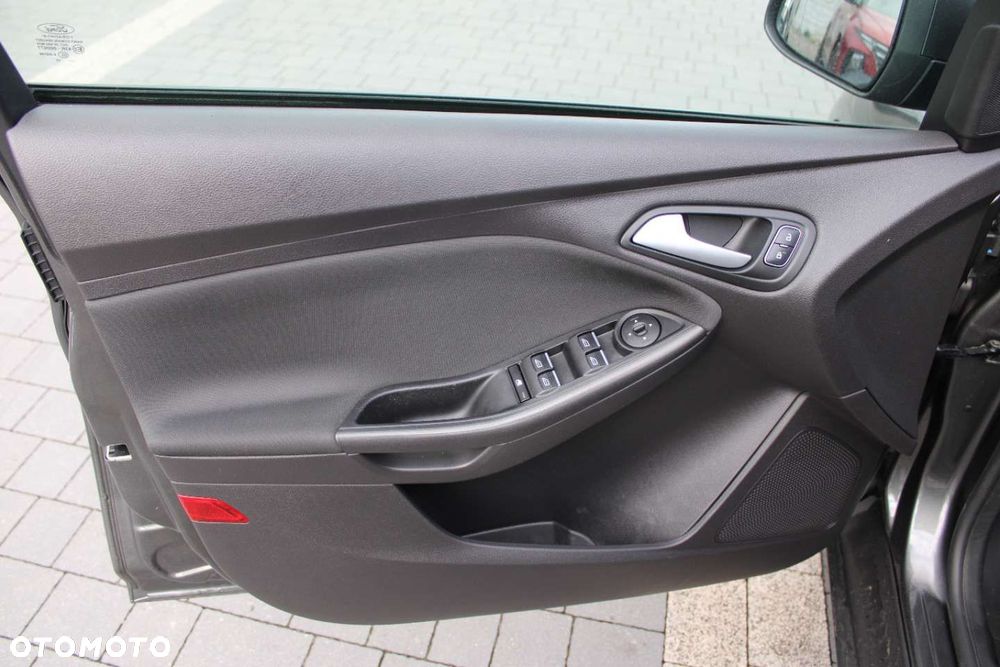 Ford Focus - 17