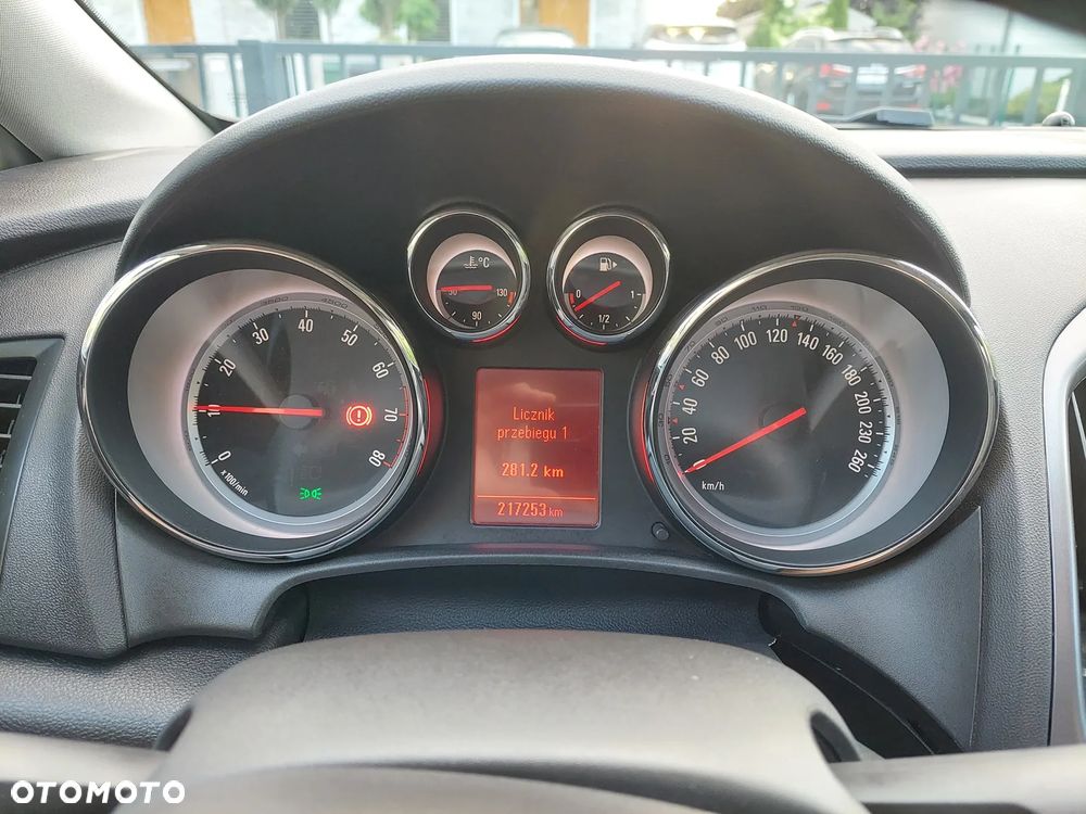 Opel Astra 1.4 T Active EU6 - 10