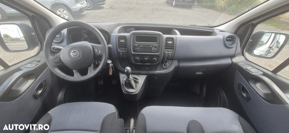 Opel Vivaro - 6