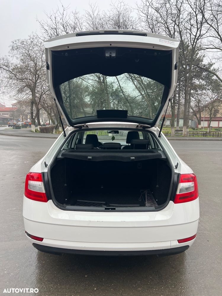 Skoda Octavia - 7