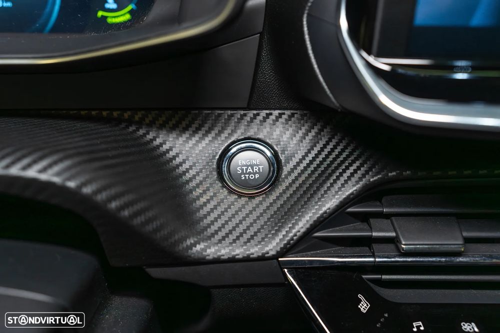 Peugeot e-208 GT Pack - 30