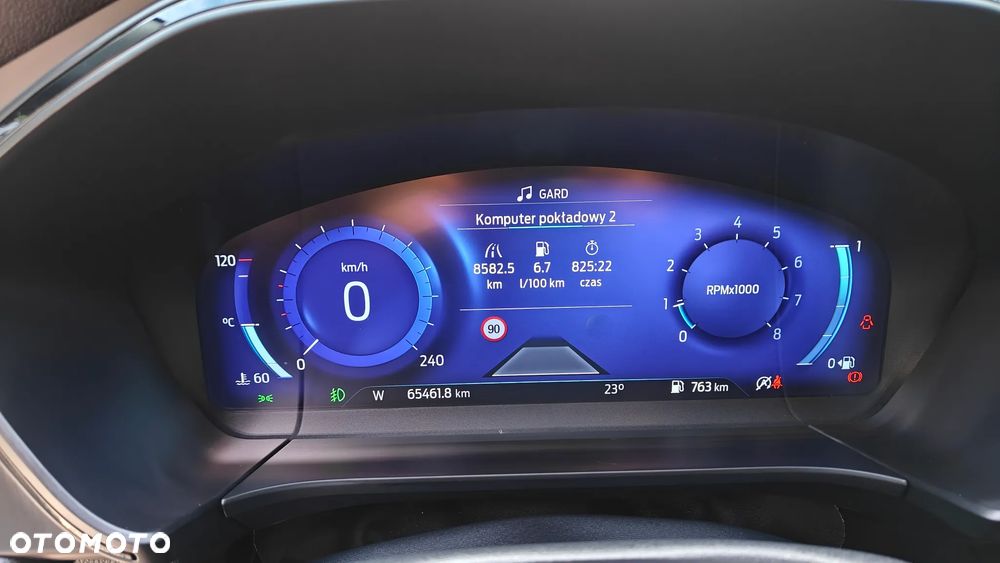 Ford Kuga 1.5 EcoBoost FWD ST-Line X - 14