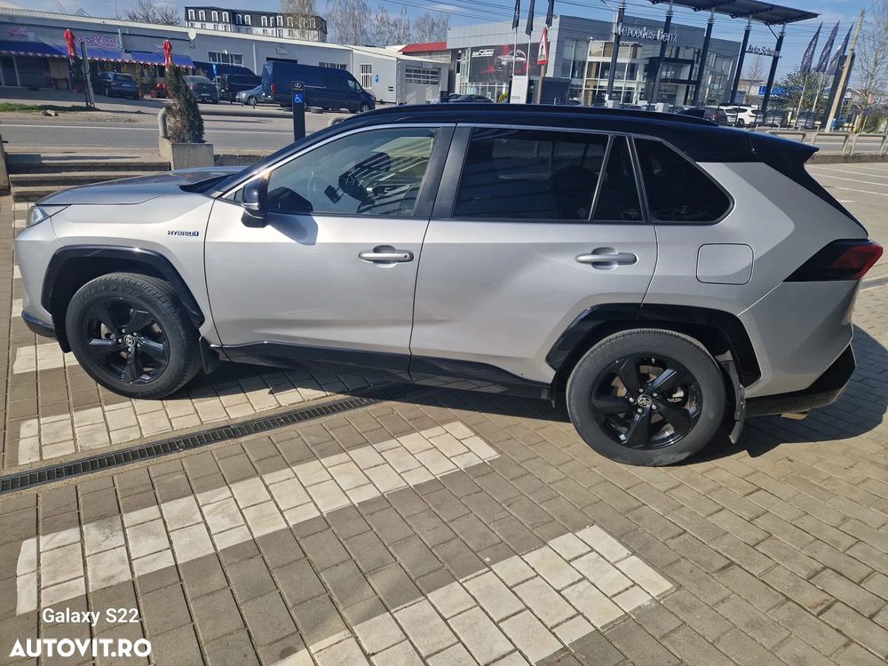 Toyota RAV4 - 9