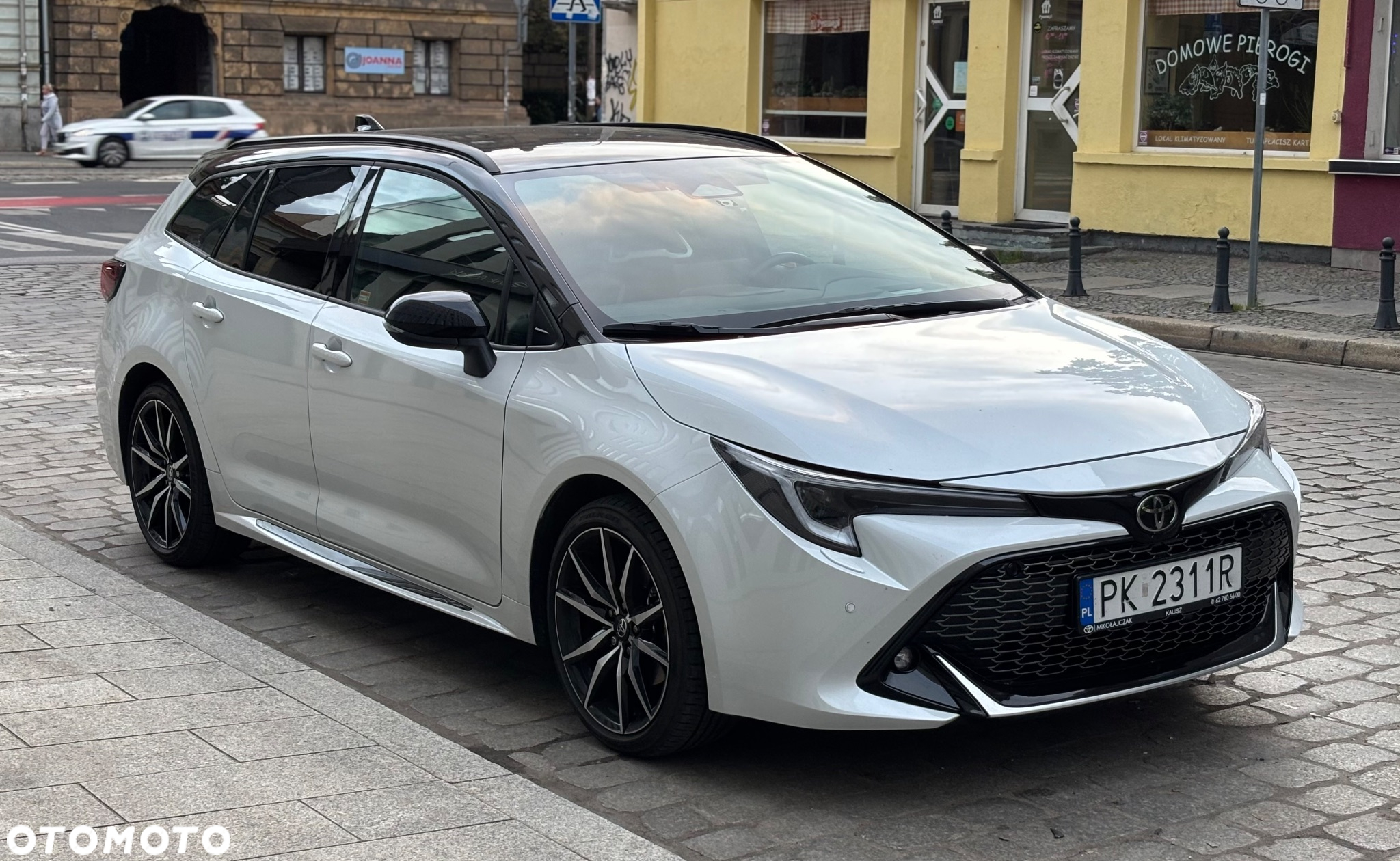 Toyota Corolla 2.0 Hybrid GR Sport Dynamic - 2