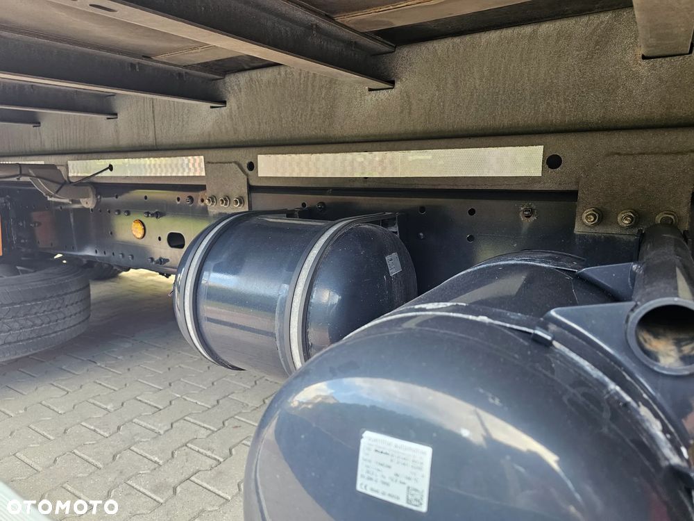 MAN TGM 15.290 z 2021 zabudowa BDF plus winda - 8