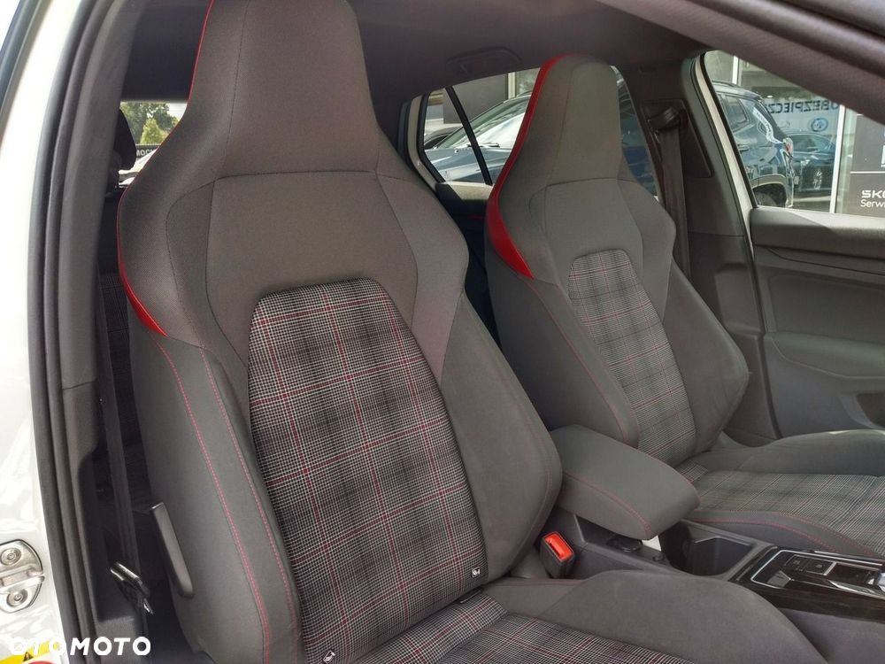 Volkswagen Golf 2.0 TSI GTI DSG - 36