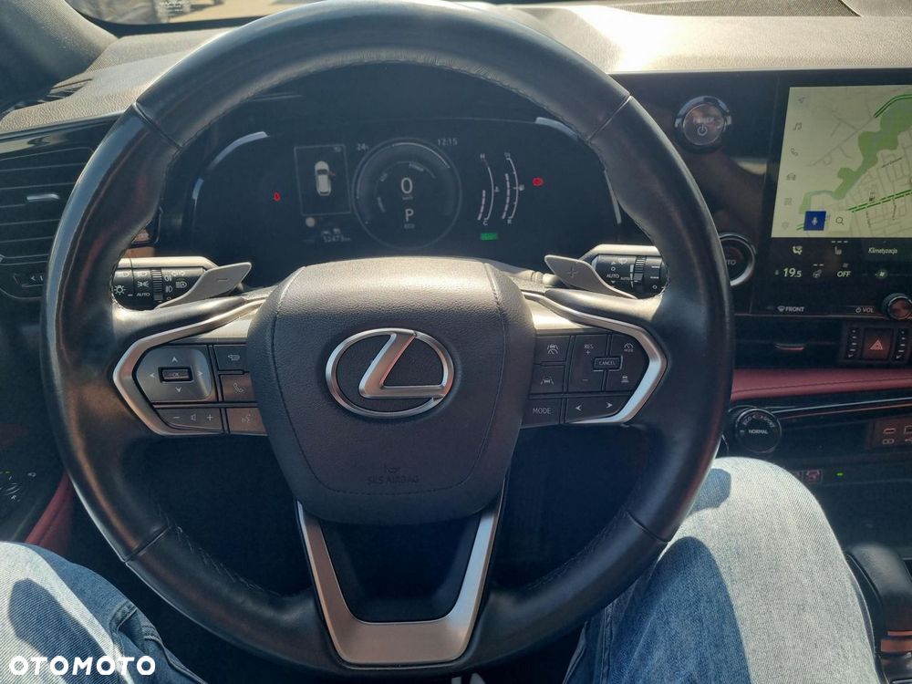 Lexus NX 350h Business AWD - 15