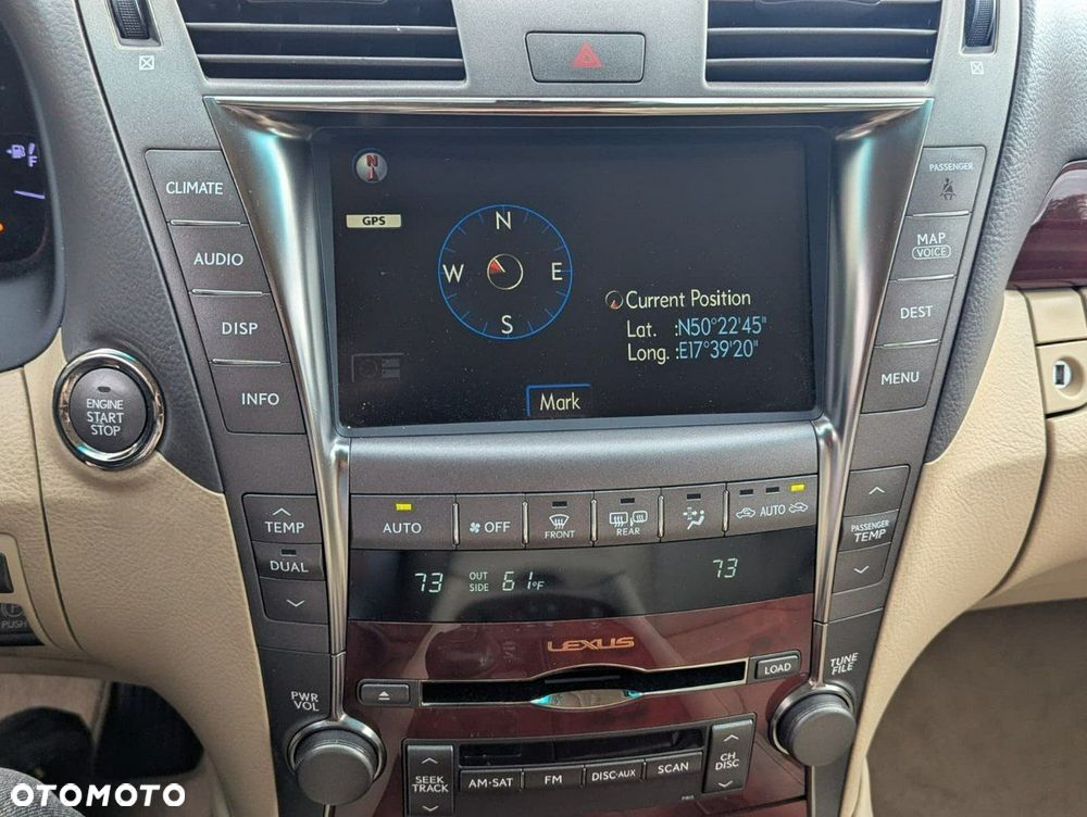 Lexus LS 460 AWD - 21