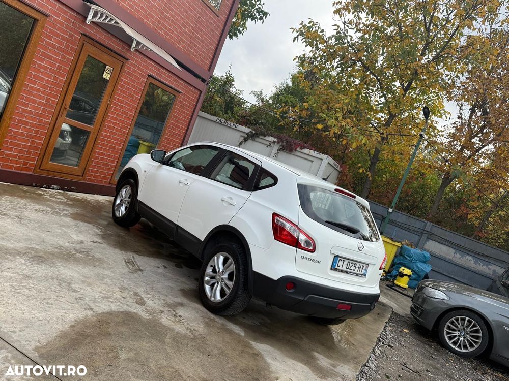 Nissan Qashqai 1.5 DCI TEKNA - 4