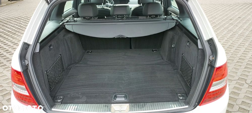 Mercedes-Benz Klasa C - 38