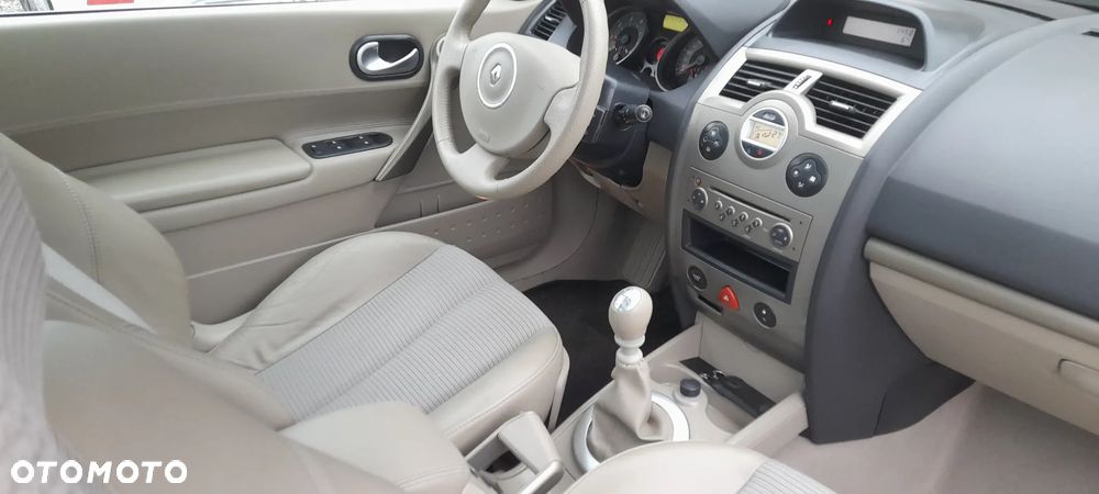 Renault Megane 2.0 Coupe-Cabriolet Confort Authenique - 18