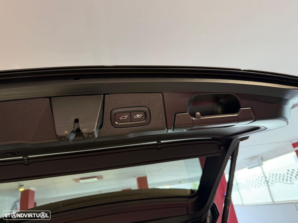 Volvo XC 60 D4 Geartronic Momentum Pro - 16