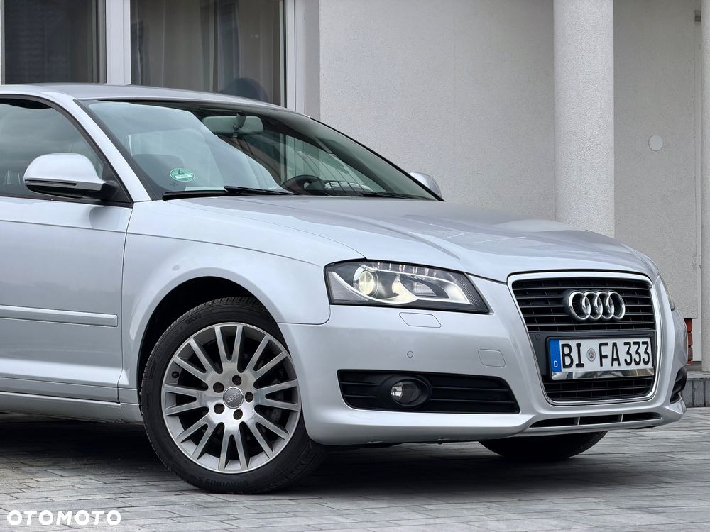 Audi A3 Sportback 1.6 S line Sportpaket plus - 6