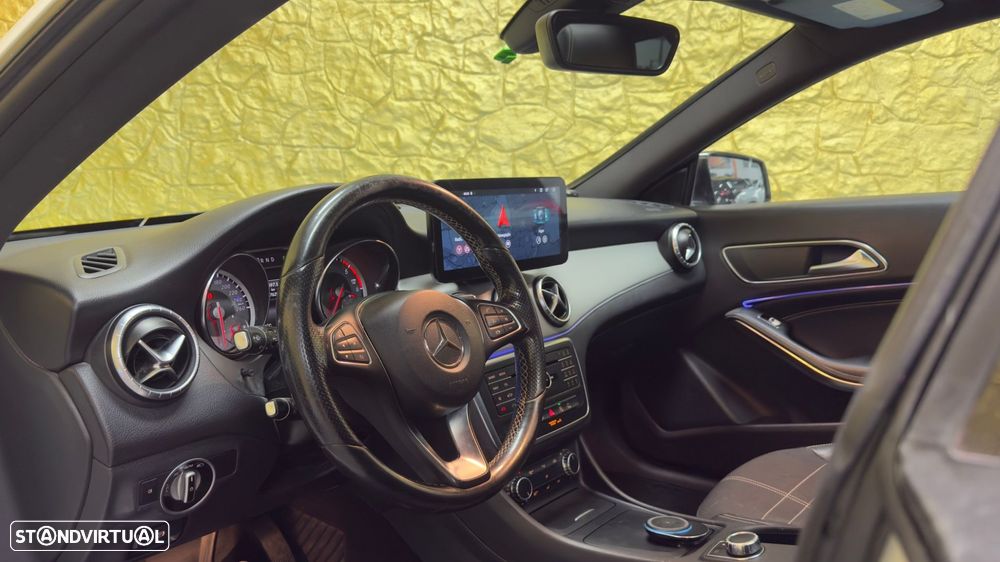 Mercedes-Benz CLA 200 d Shooting Brake Urban Aut. - 4