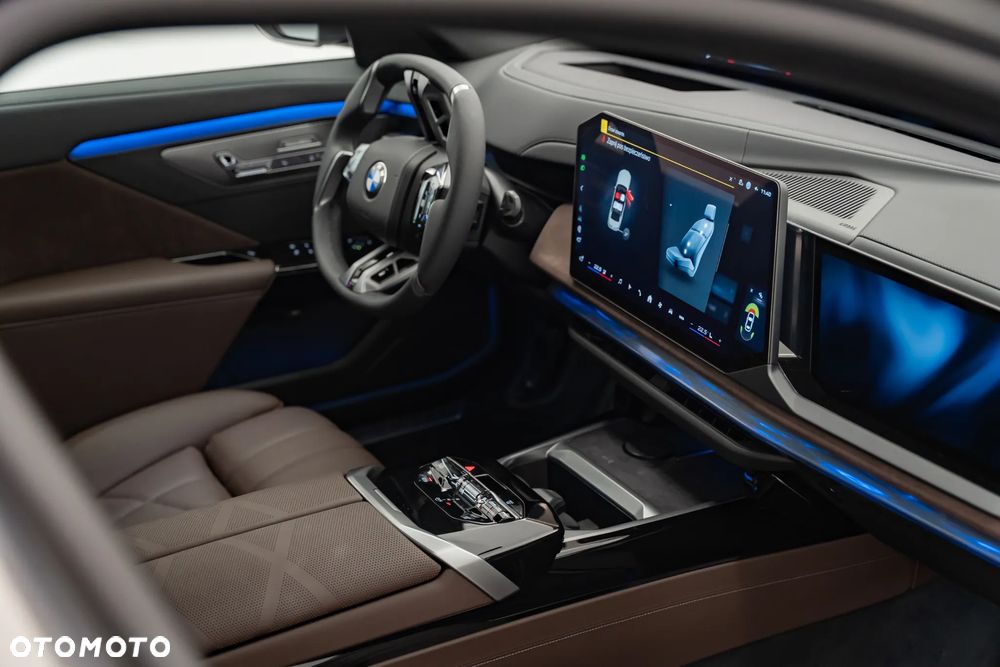 BMW Seria 7 740 xDrive mHEV sport - 39