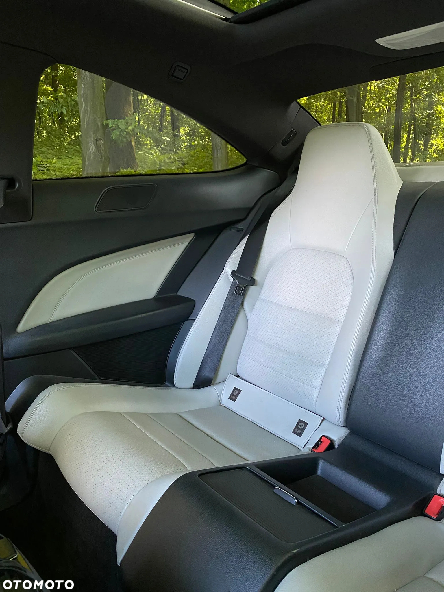 Mercedes-Benz Klasa C 250 Coupe (BlueEFFICIENCY) 7G-TRONIC - 13