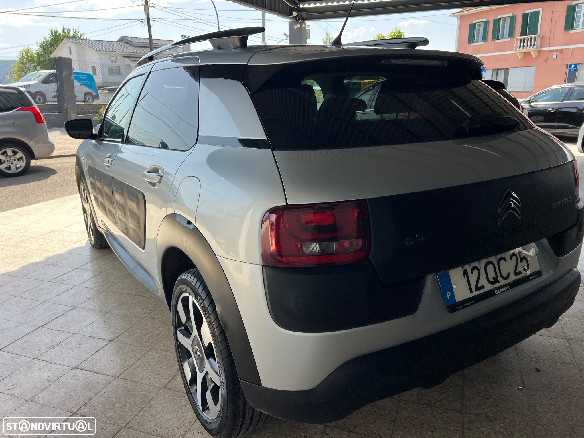 Citroën C4 Cactus 1.2 PureTech Live - 4
