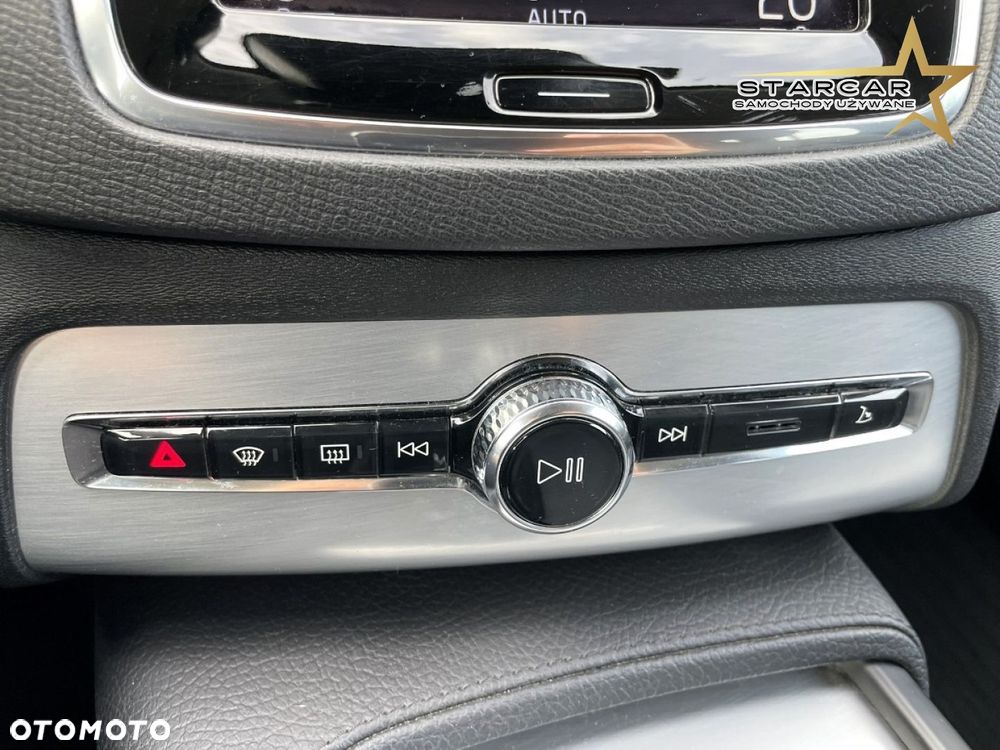 Volvo XC 90 - 24