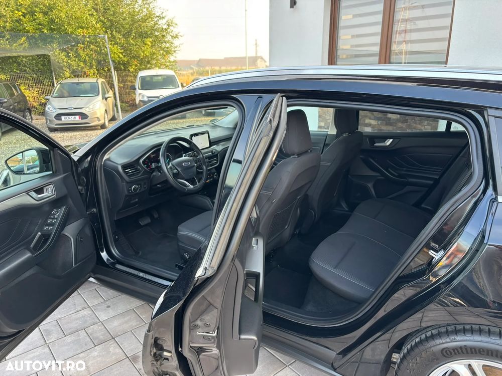 Ford Focus - 14