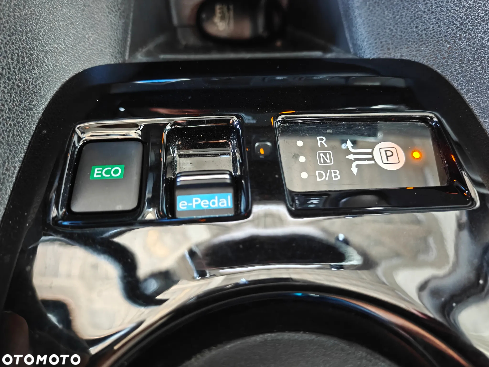 Nissan Leaf 40 kWh N-CONNECTA - 14