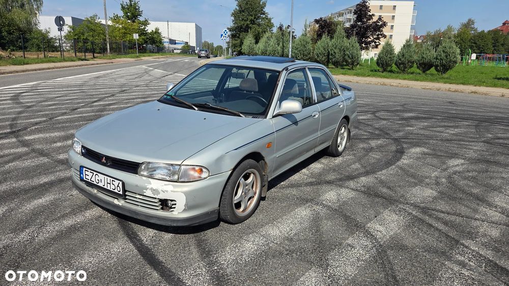 Mitsubishi Lancer - 5