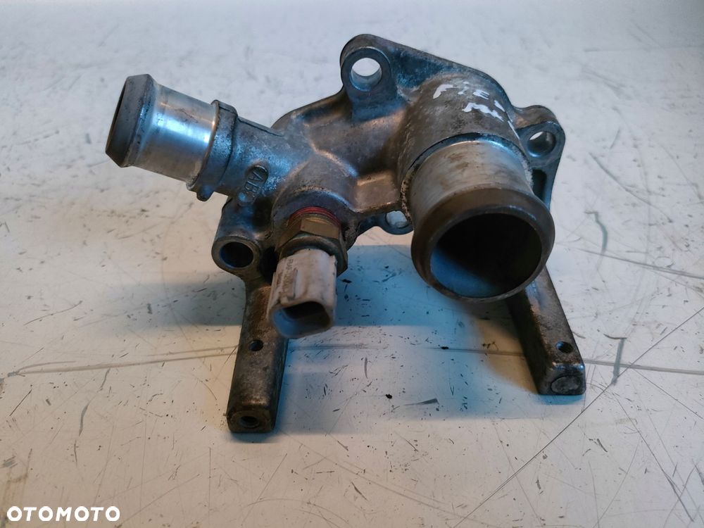 FORD FIESTA MK6 02- 1,4 B OBUDOWA TERMOSTATU - 2