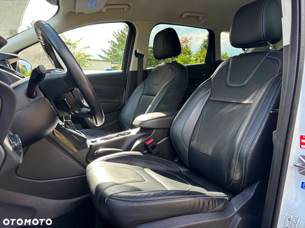 Ford Kuga 2.0 TDCi 4x4 ST-Line - 8