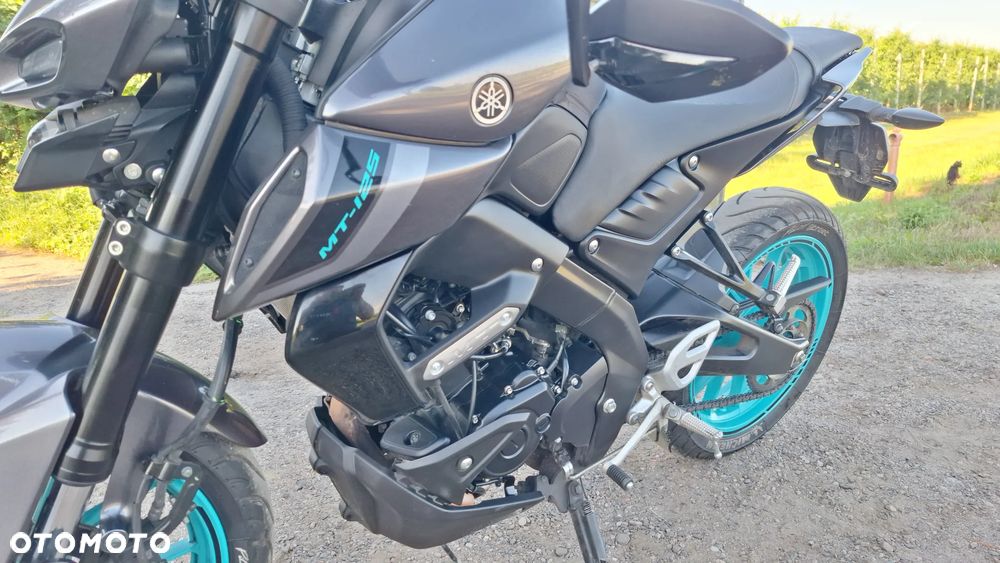 Yamaha MT - 24