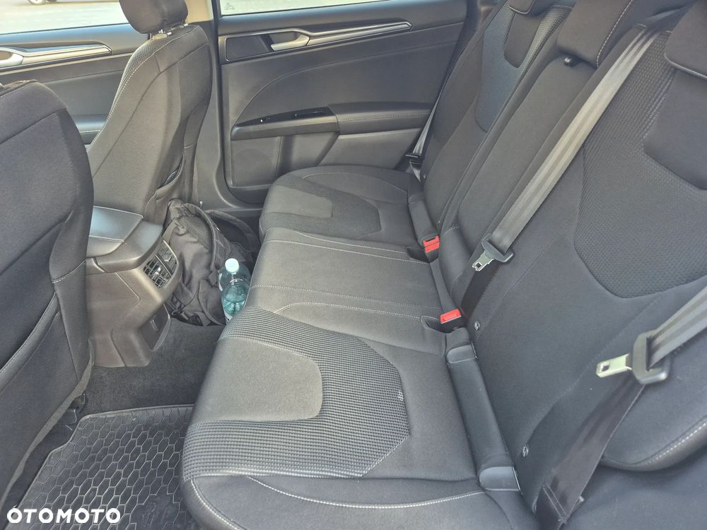 Ford Mondeo 2.0 EcoBlue Titanium - 16