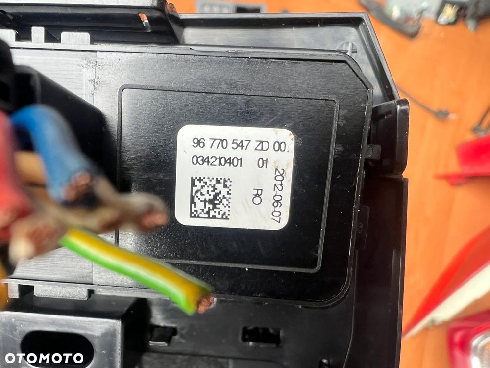 MIESZEK DŻWIGNIA LEWAREK ZMIANY BIEGÓW AUTOMAT PEUGEOT 508 I 96770547ZD 9687660380 - 5