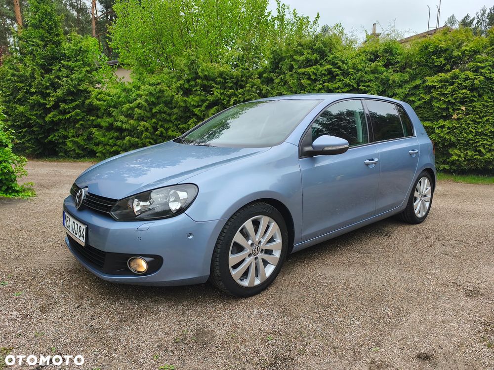 Volkswagen Golf - 8