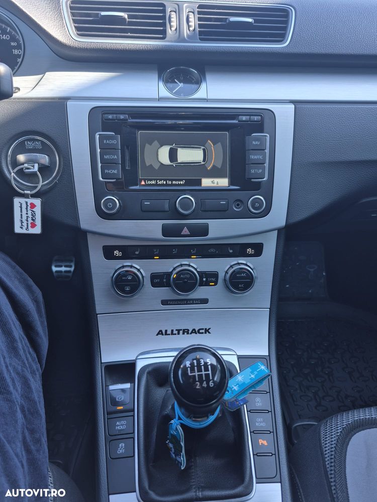 Volkswagen Passat Alltrack - 4