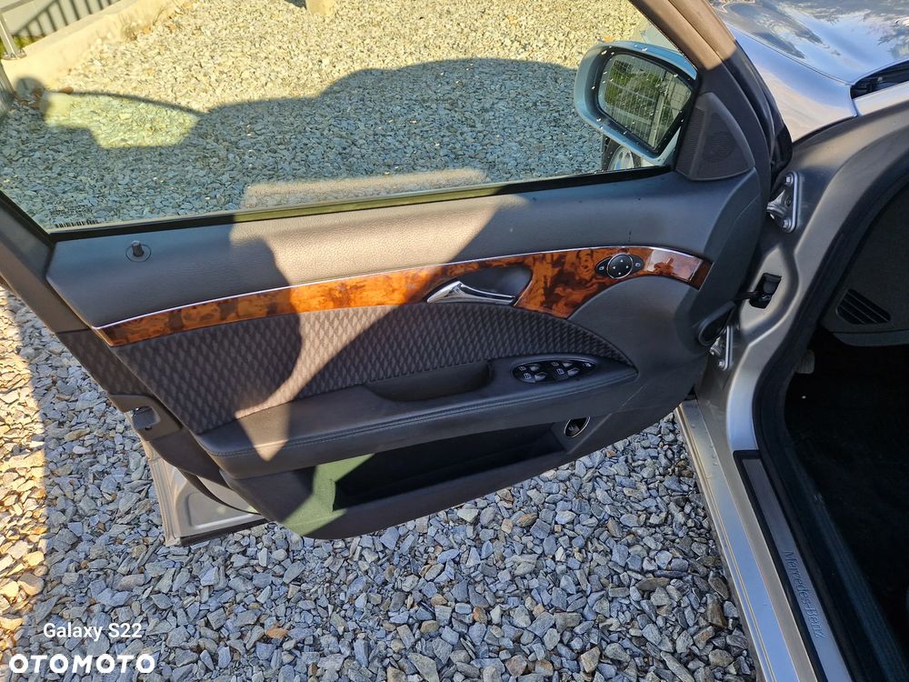 Mercedes-Benz Klasa E - 16