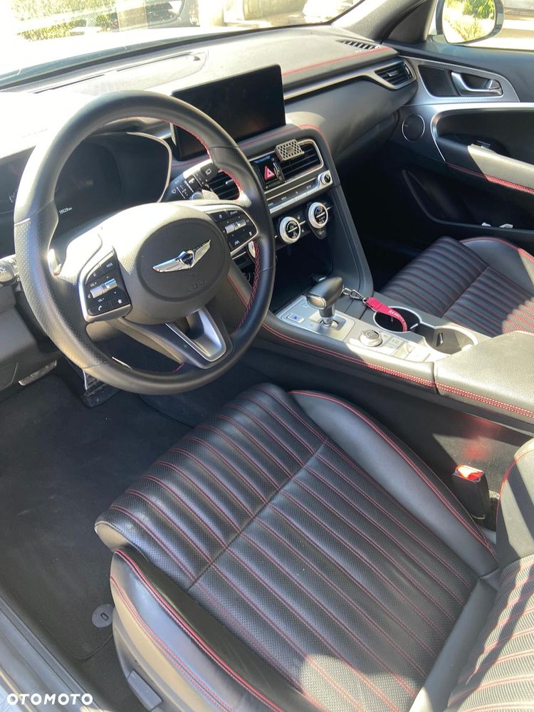 Genesis G70 2.2 D RWD 8AT Sport - 6