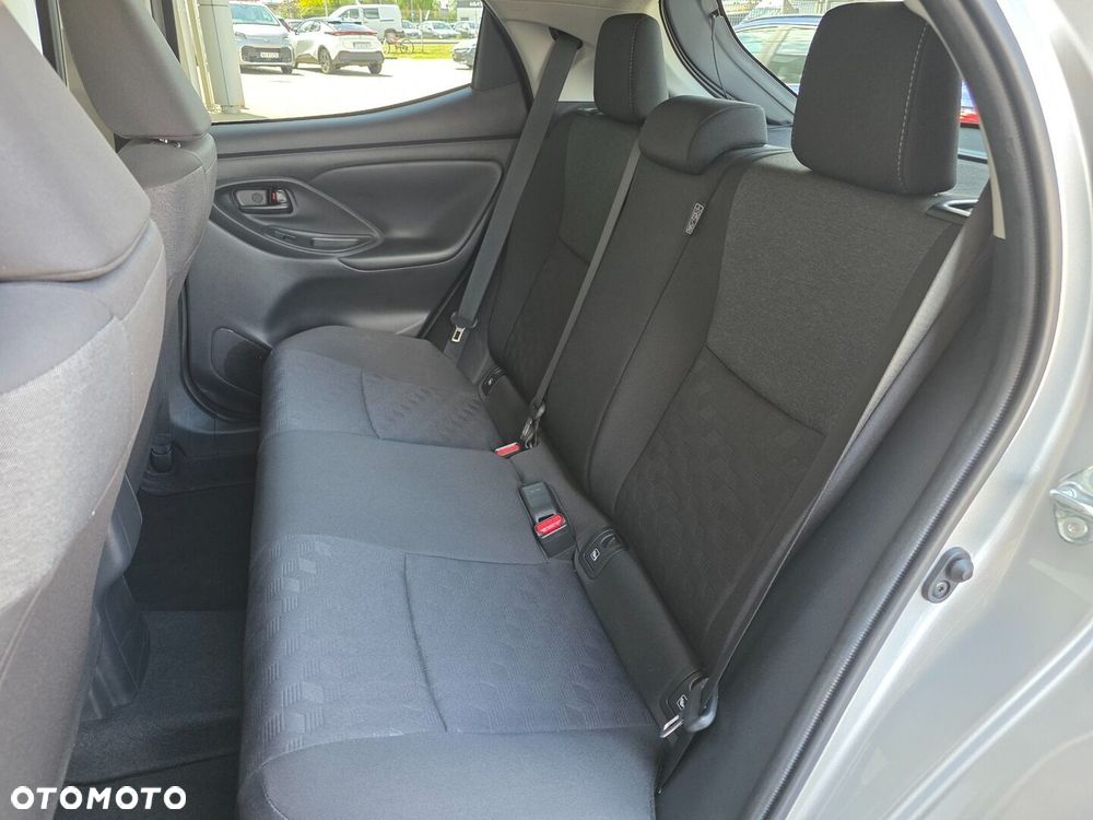 Toyota Yaris Hybrid 1.5 Style - 18