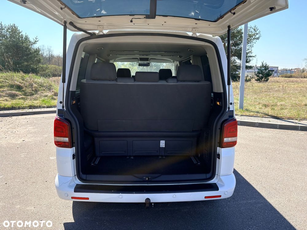 Volkswagen Multivan - 9
